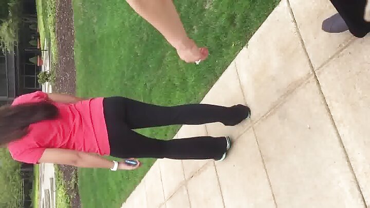 MILF დი უილიამსს მისი გერი ტყნაურობდა